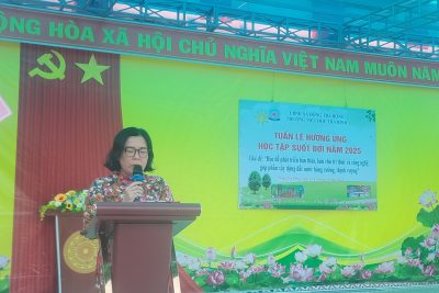 Sinh hoạt dưới cờ tuần 5